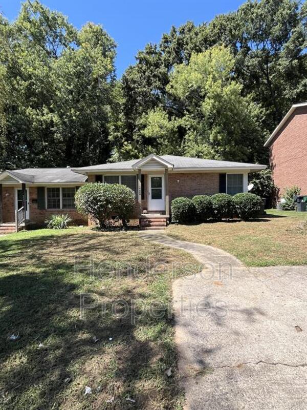 Charlotte Condo: 4811 Malibu Drive