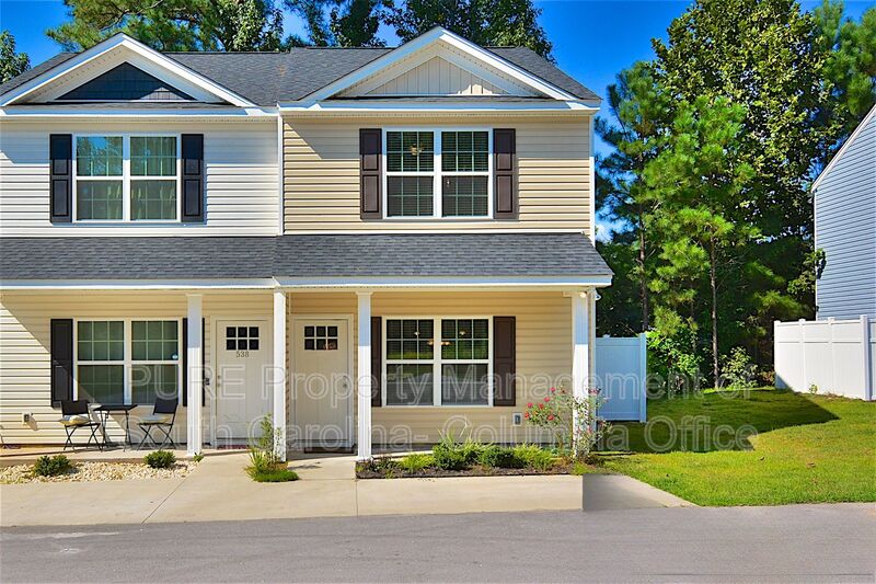 West Columbia House: 536 Idlewood Park Dr