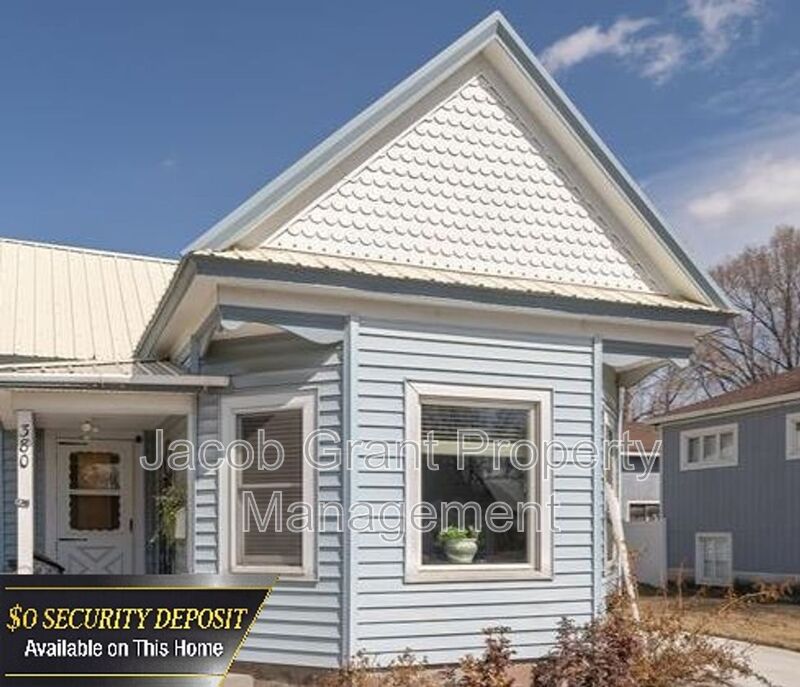 Idaho Falls House: 380 Hill St