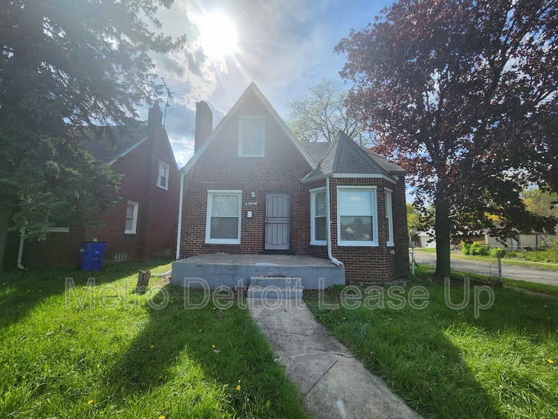 Detroit House: 19419 Westphalia Street
