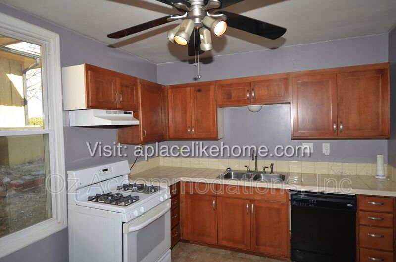 Kansas City House: 209 Orchard St