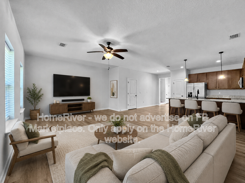 Navarre House: 1717 Sound Haven Ct
