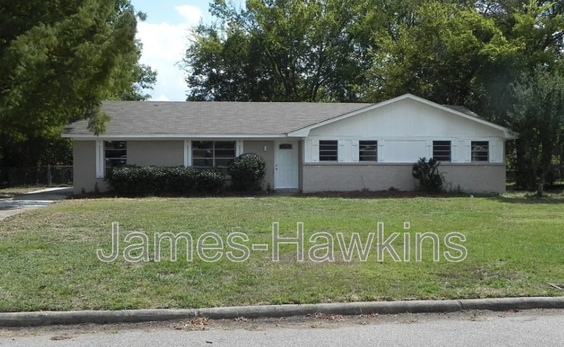 Montgomery House: 2724 Endicott Drive