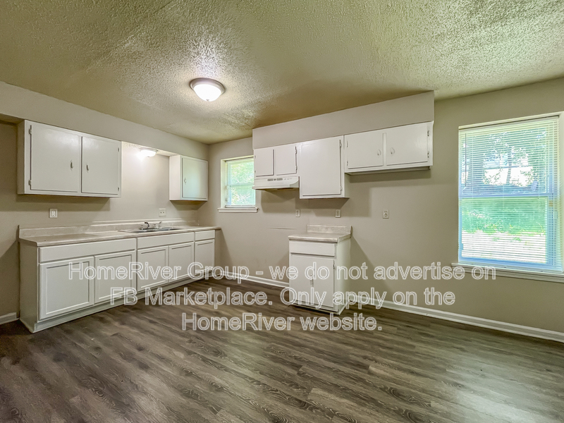 Memphis House: 5354 Clinchport Cir