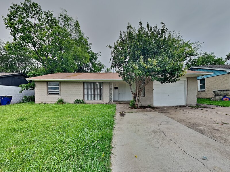 Dallas House: 7207 Arborcrest Dr