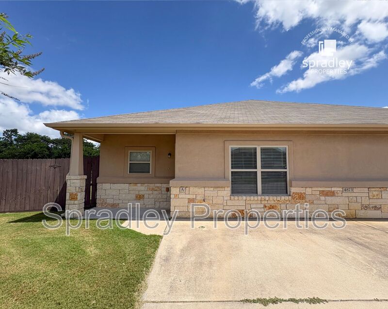 Temple Condo: 4873A Deep Dr