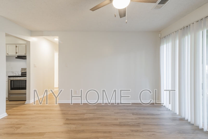 Charlotte Condo: 2539 Stockbridge Drive - 1