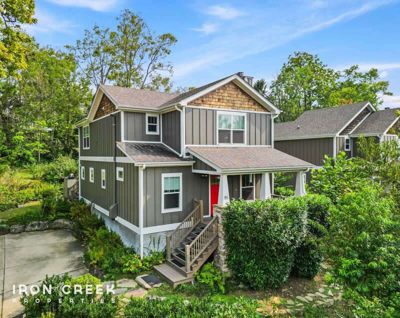 Asheville House: 85 Beaver Drive