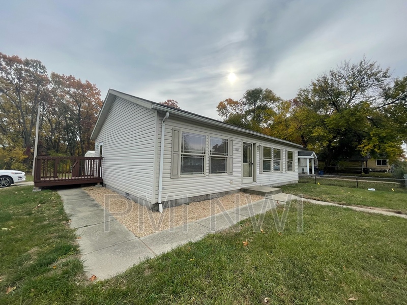 Request a Viewing for 3603 Oregon St Tenant Turner