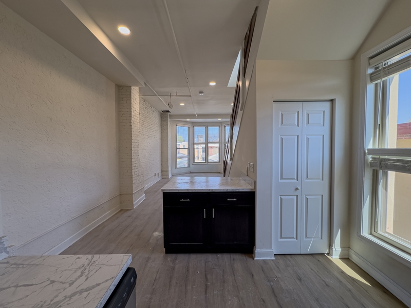 Philadelphia Condo: 2113 Green St - 3R