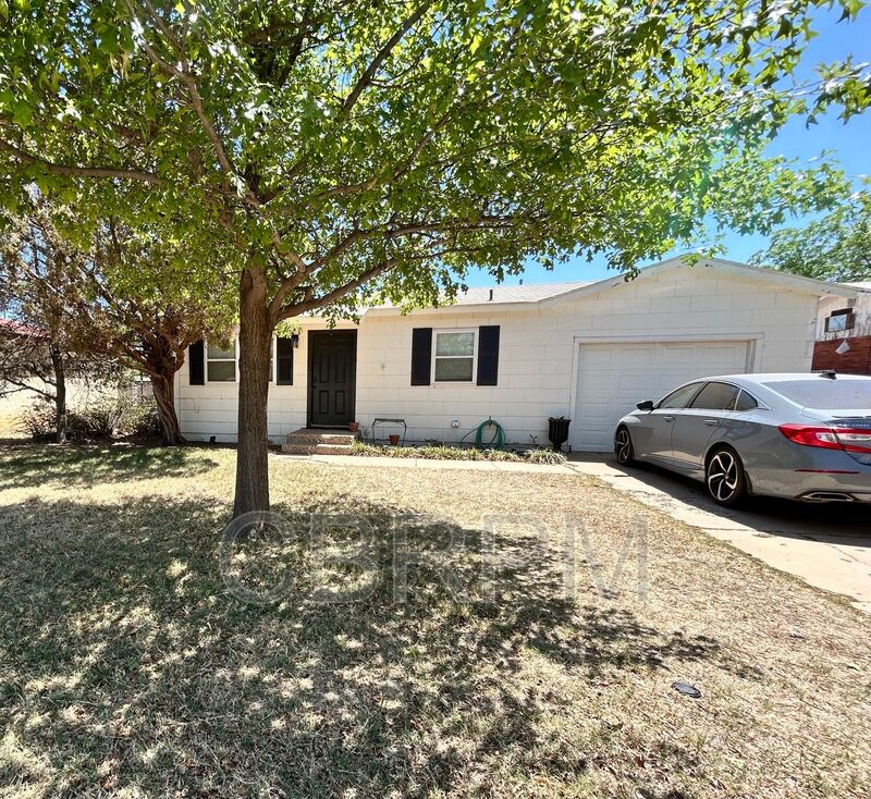 Lubbock House: 5315 23rd Street