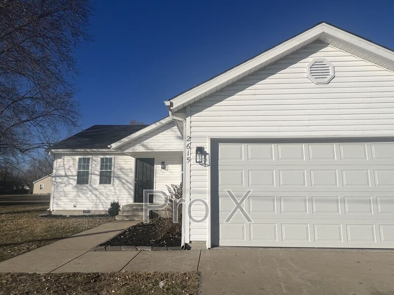 Joplin House: 2615 E 6th St