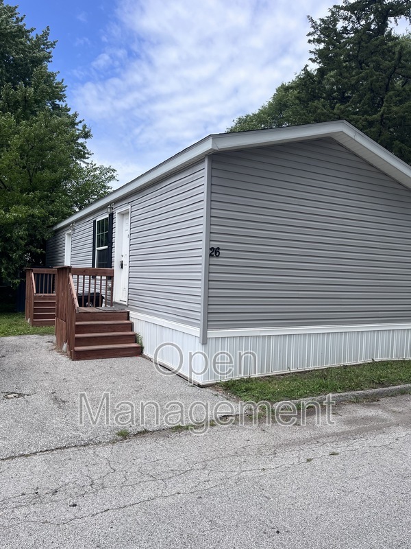Ankeny House: 2301 Southwest Oralabor Road