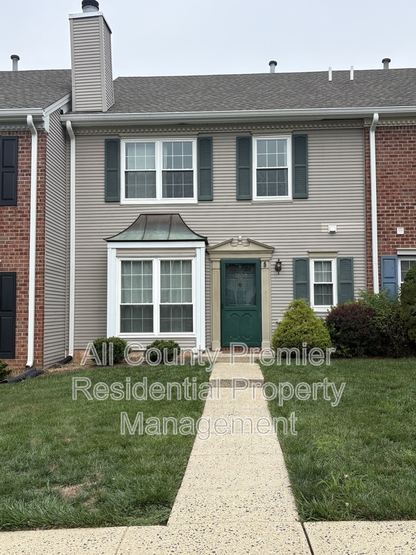 Bridgewater Townhome: 3605 Pinhorn Drive