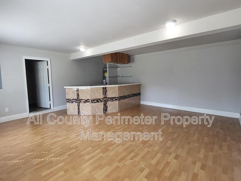 Main Rental Photo 15