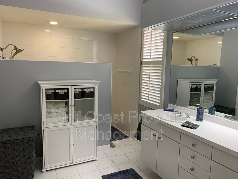5106 Far Oak Circle Sarasota FL 34238 - Photo 12