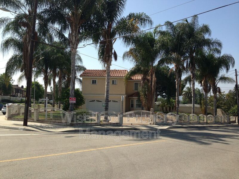 La Puente House: 123 Albert St.