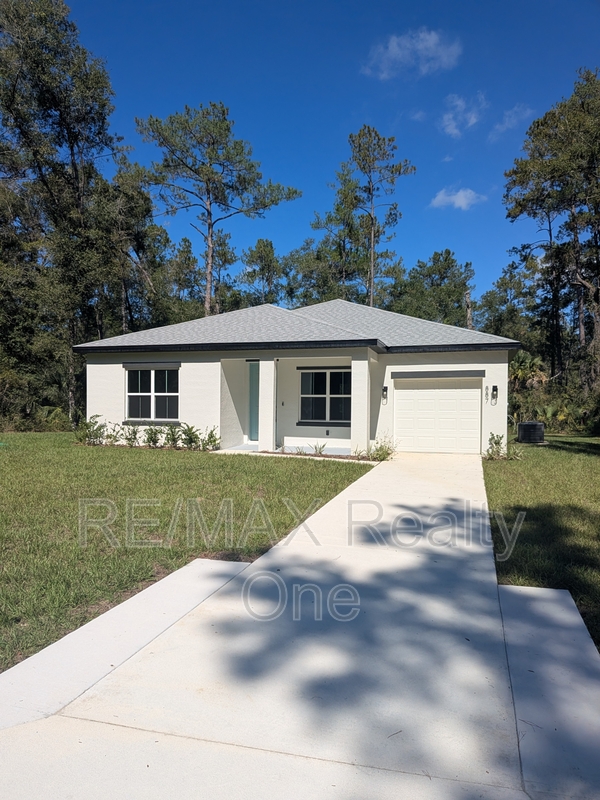 Citrus Springs House: 887 East Weldon Court