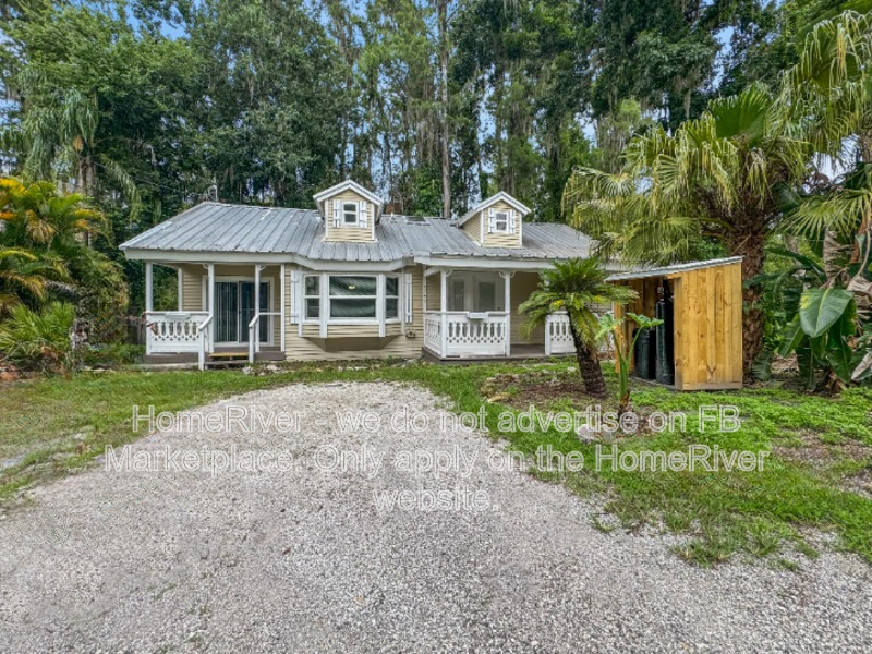 Land O Lakes House: 5743 Eden Ln