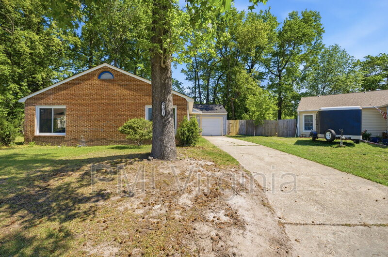 Virginia Beach House: 901 Vincent Ct