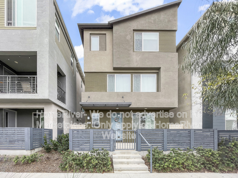 Santa Ana House: 261 N Garfield St