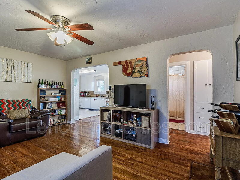 Norman House: 717 N Findlay Ave