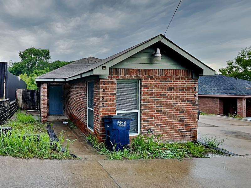 Fort Worth Condo: 2955 Loving Ave