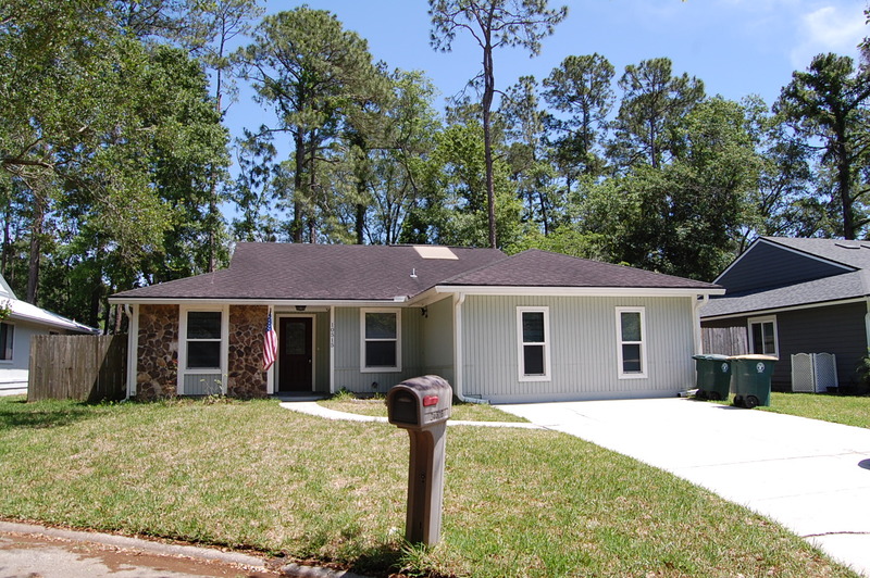 Jacksonville House: 10515 Anchorage Cove Lane