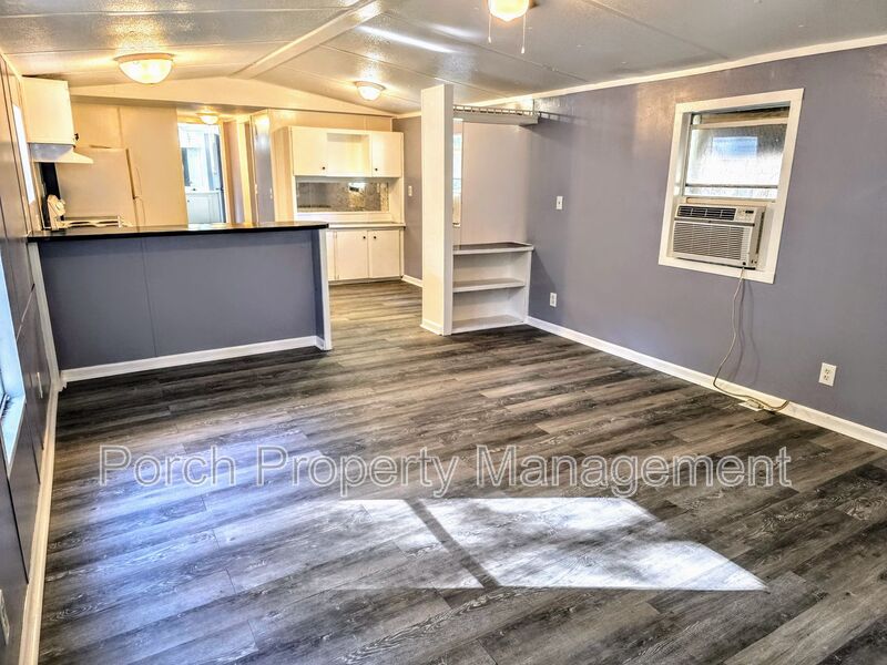 Pensacola House: 12 anne cir