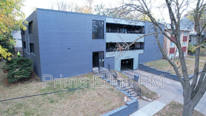 Lincoln House: 2343 B Street