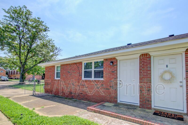 Norfolk Condo: 7919 Thompson Rd