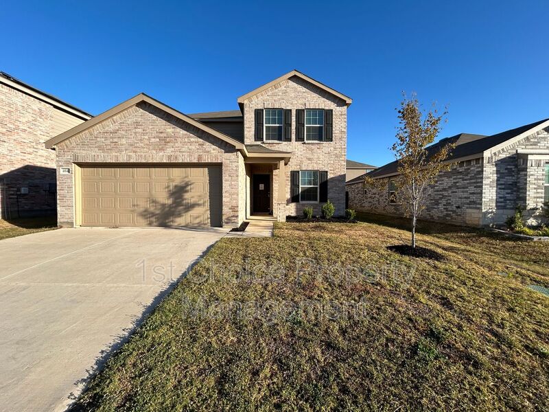 Crowley House: 4640 Greyberry Dr