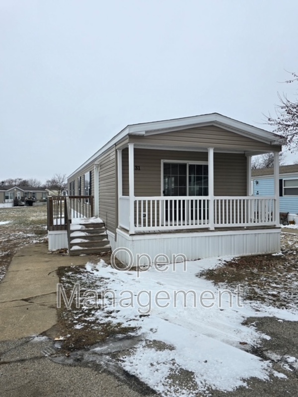 Boone House: 1901 First St