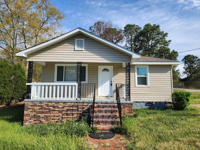 Phenix City House: 1500 9th Place
