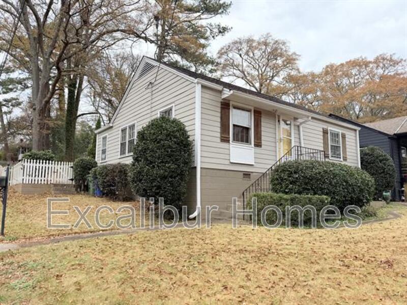 Atlanta House: 963 Prospect Ave