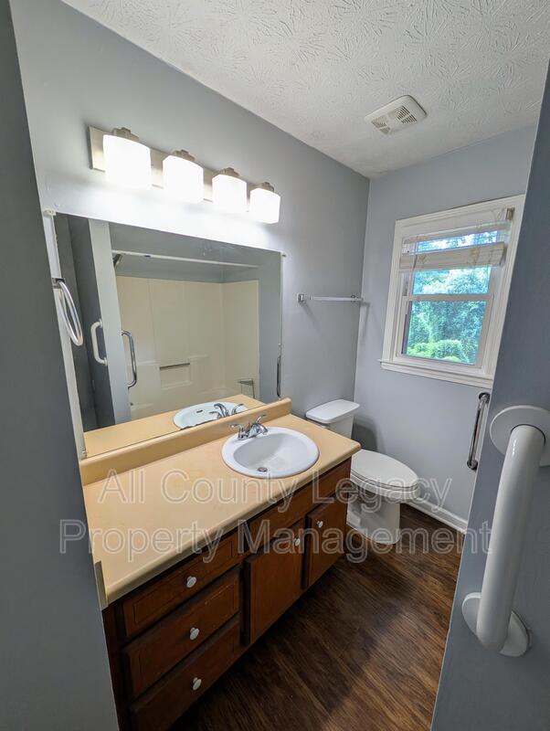 Main Rental Photo 12