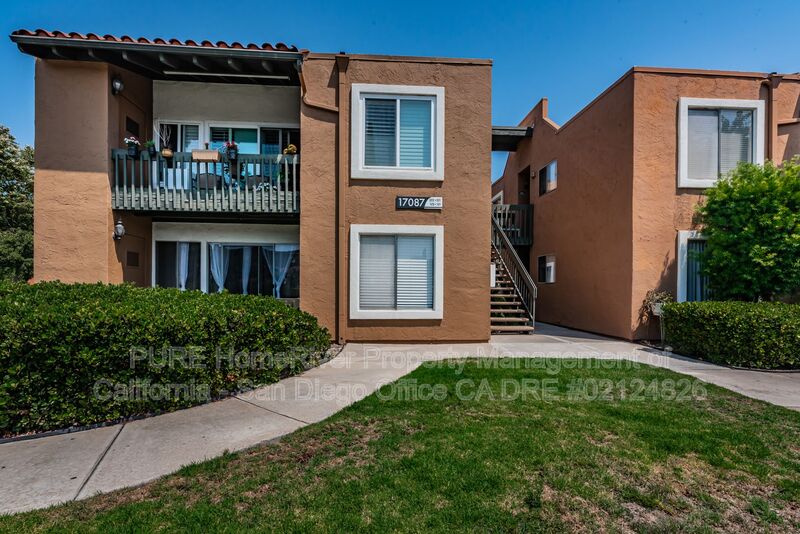 San Diego House: 17087 West Bernardo Drive