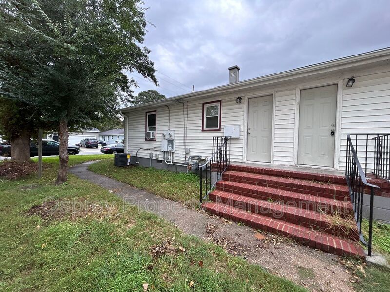 2 Bedroom Duplex! "ASK ABOUT OUR ZERO DEPOSIT" - Photo 1