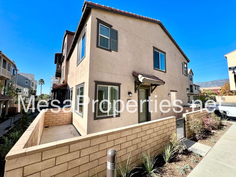 Upland House: 2156 Willow Wisp