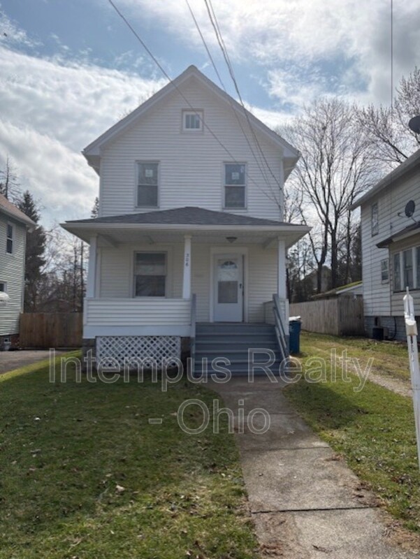Struthers House: 306 Maplewood Ave