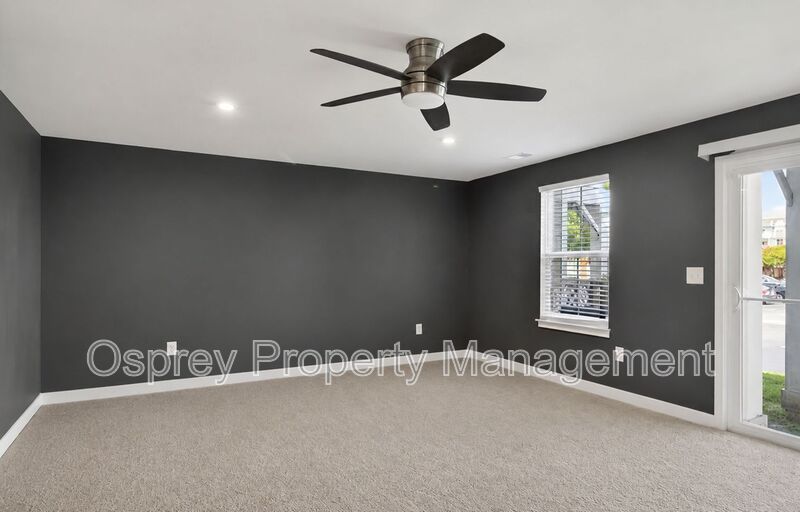 Spacious 3-Bedroom Townhome in Norfolk!  - Photo 8