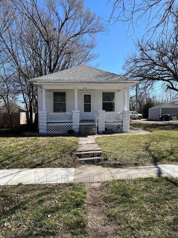 Lincoln House: 1524 N 23