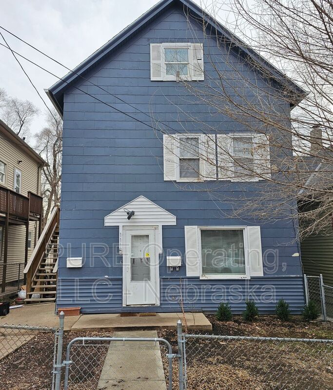 Omaha House: 1115 William Street