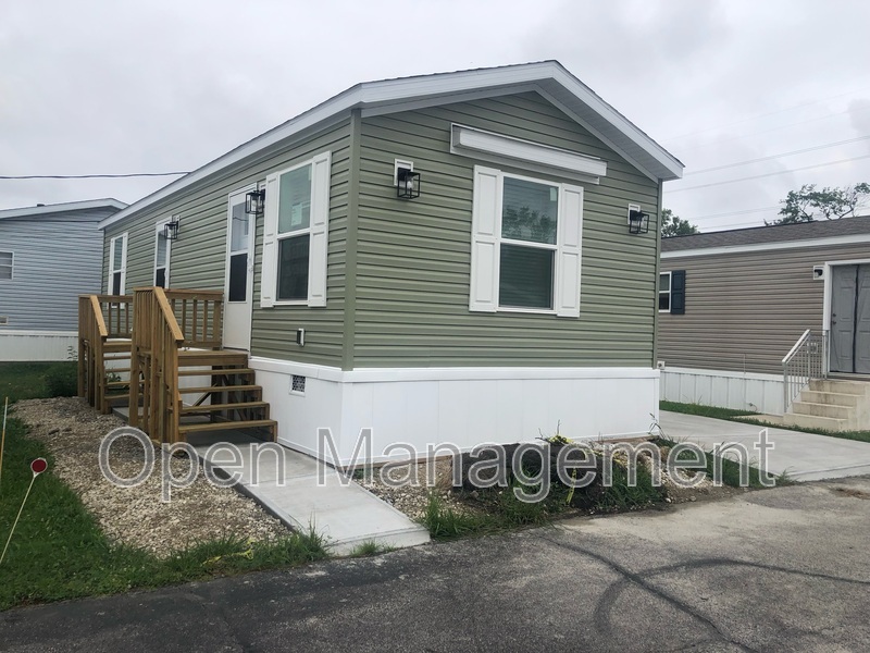 Cleveland House: 2700 Brookpark Rd