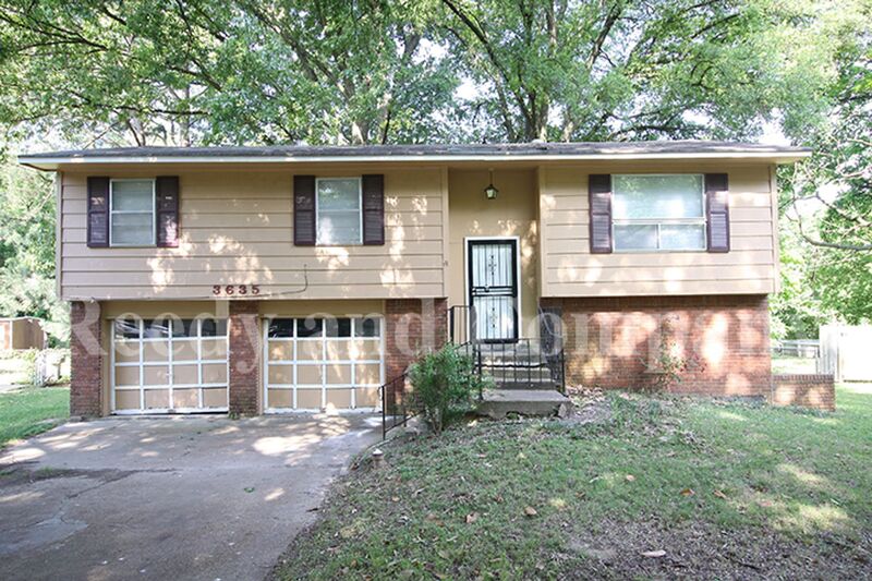 Memphis House: 3635 W Big Bend Dr