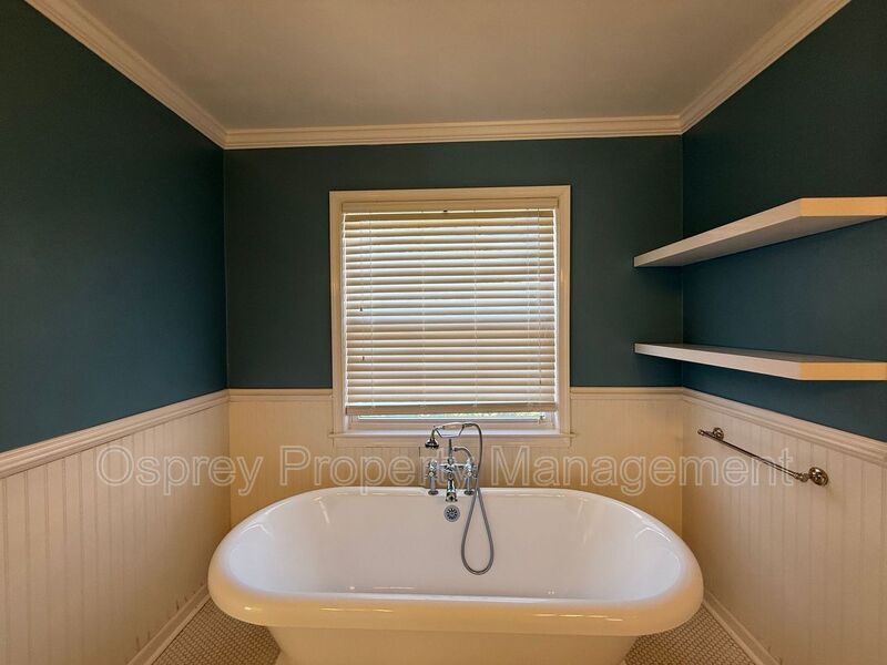 Spacious 3-Bedroom Home in Burbage Grant! "ASK ABOUT OUR ZERO DEPOSIT" - Photo 12