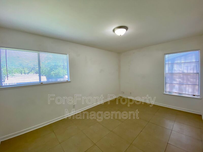 3419 Shady Springs San Antonio TX 78230-4932 - Photo 28