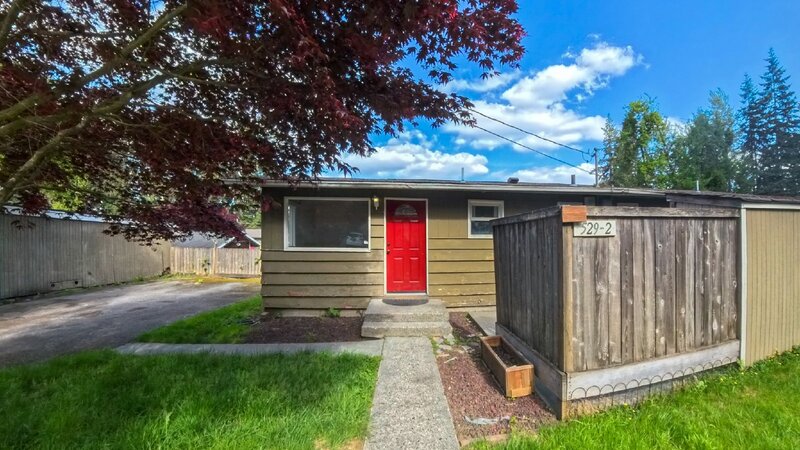 Everett Condo: 529 Madison St