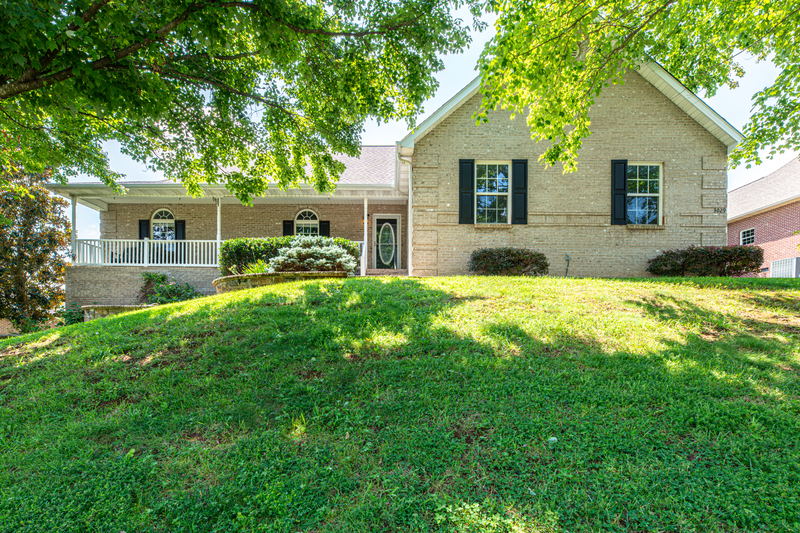 Maryville House: 3029 Champions Drive