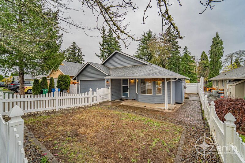 Vancouver House: 2209 NE 52nd Street